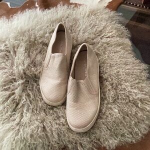 J Slides Women Platform slide Ons